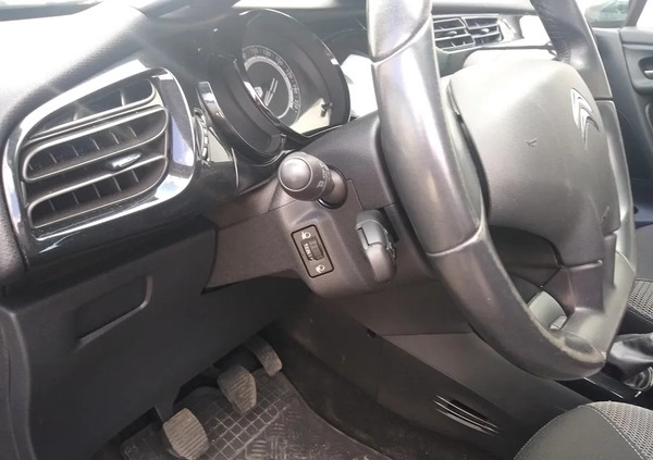 Citroen C3 cena 26900 przebieg: 139900, rok produkcji 2014 z Wałbrzych małe 172